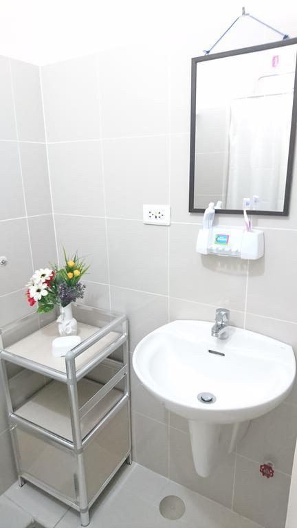 Salvador @ Mezza 2 Smdc Residences Manila Kültér fotó